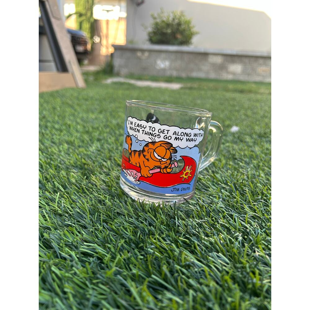 Garfield characters glass mug , McDonald’s 1978